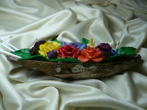 Coquille et petites fleurs