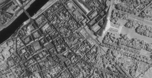 Compiègne - Centre-ville en 1961 (remonterletemps.ign.fr)
