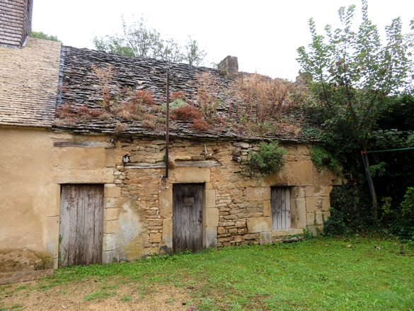 La chapelle d’Esmorots, hameau de Fontaine en Duesmois, enfin restaurée, a été ouverte aux visiteurs avec "Un jour, une église"…