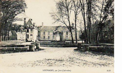 LES REMPARTS DE LOUVAGNY (Calvados)