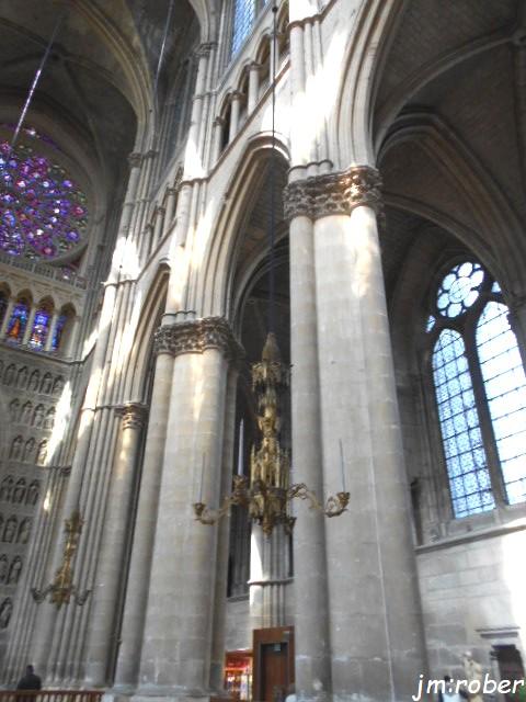 Excursions : Reims et les 31 Sacres