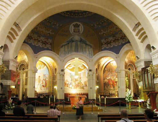 Lourdes : la basilique du Rosaire