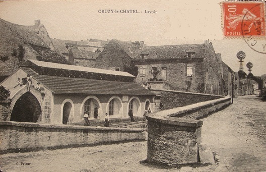Cruzy-le-Châtel (89)