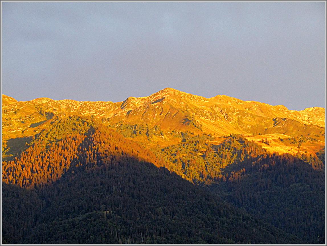 CHEZ NOUS AUSSI IL Y A DU BEAU A VOIR 