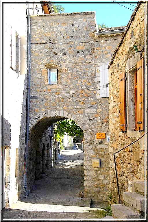 1003 - Traversée de l’Ardèche : Vogüé (07)