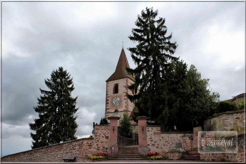 Alsace route des vins de Colmar à Ribeauvillé Hunawihr église St Jacques le Majeur