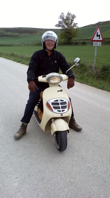 Un pèlerin hollandais en scooter