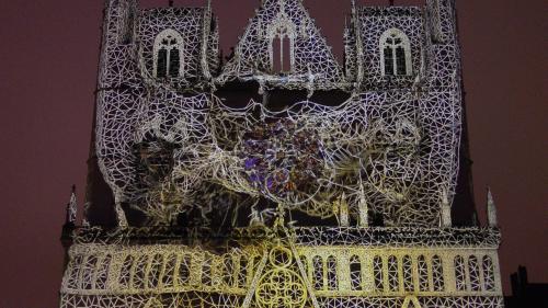 La ronde des lumignons