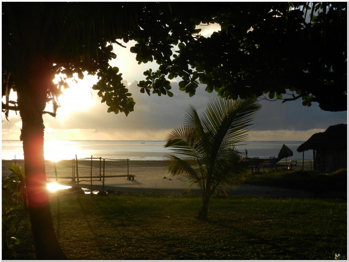 DIVERS  COUCHER  DE  SOLEIL