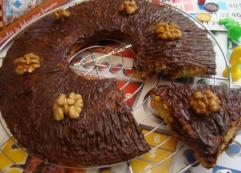 GÂTEAU MARBRÉ AU CHOCOLAT ET AUX NOIX