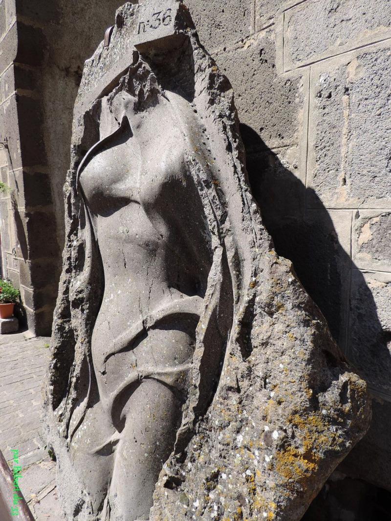 Besse la médiévale (63) - 2