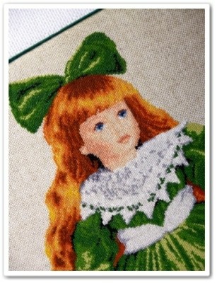 poupee-en-robe-verte-tete.jpg