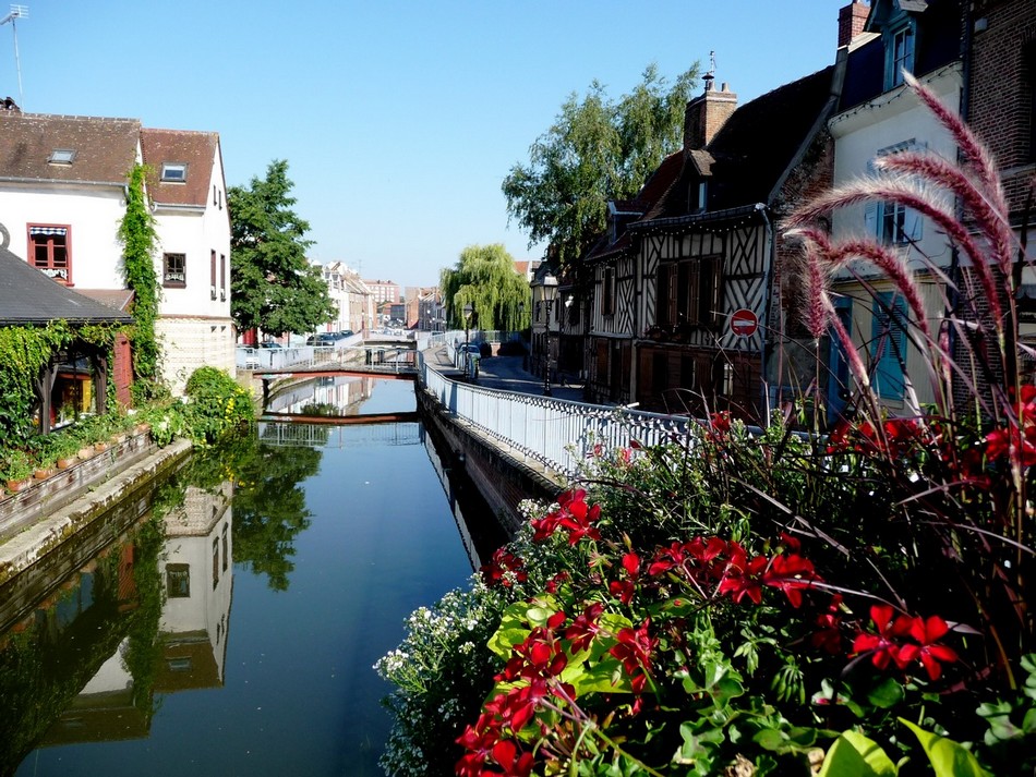 Notre monsieur sur l'eau