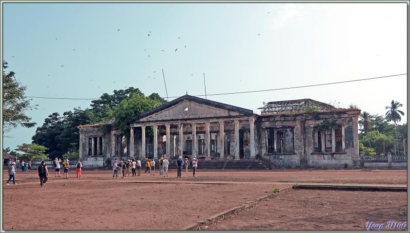 Errance dans les rues surchauffées de Bolama - Ile de Bolama - Bijagos - Guinée Bissau