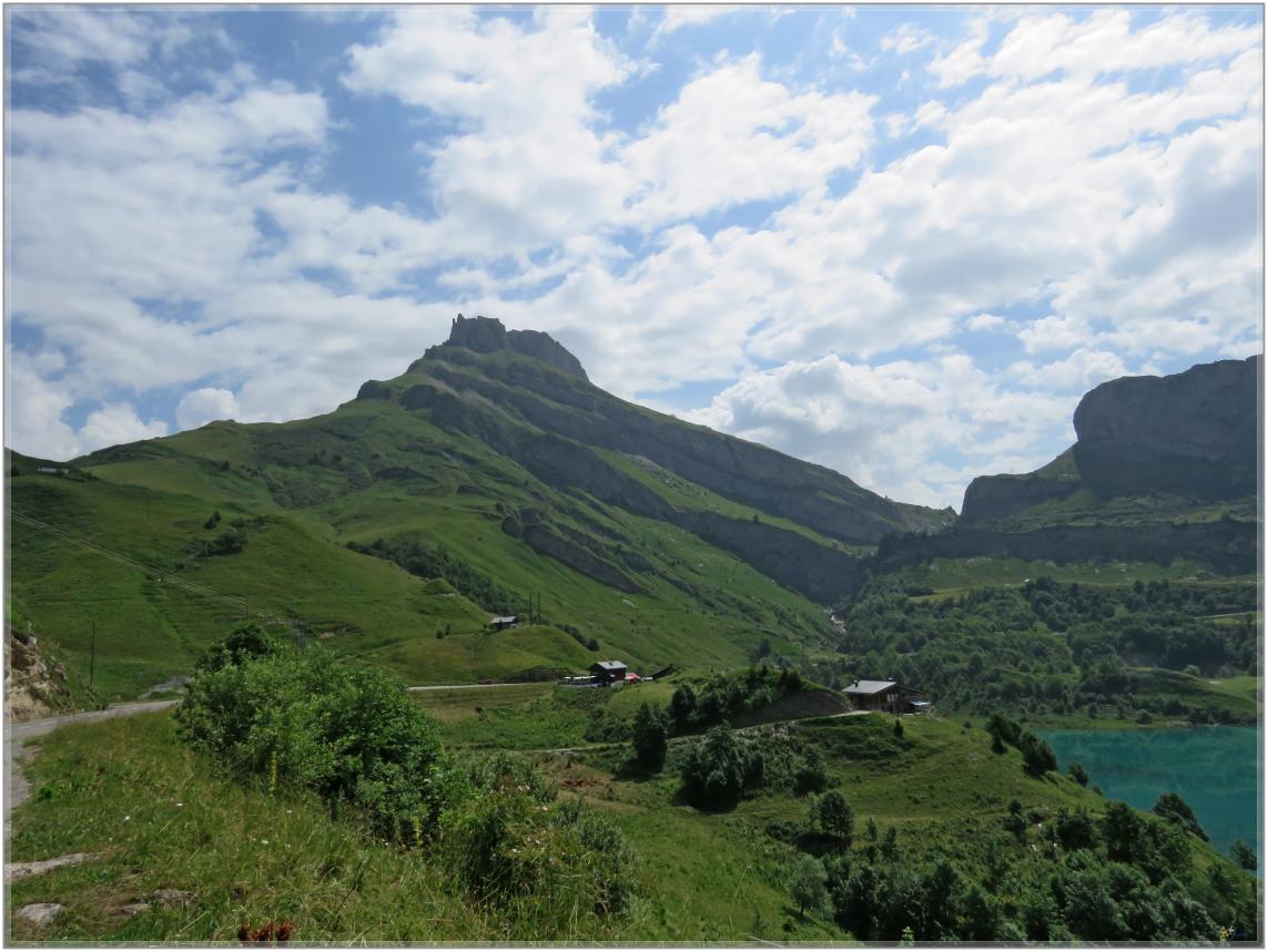 LE  BARRAGE  DE  ROSELEND  SAVOIE 