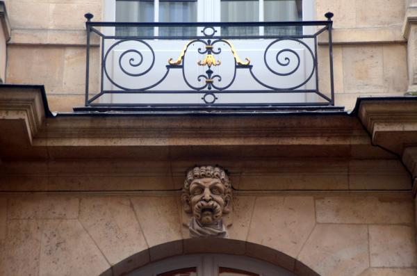 Visite de l'Hôtel de Beauvais avec Générations 13