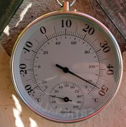 20/08 à 16h22 et toujours 36° à 20 heures à l'ombre