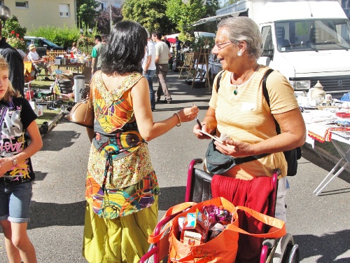 Le vide-grenier de la maison de La Charme à Châtillon sur Seine...