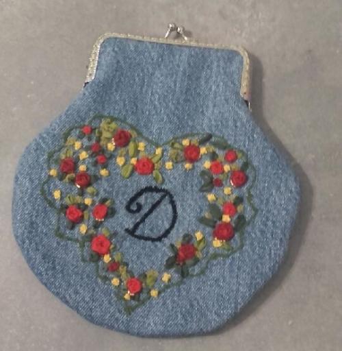 Petits ouvrages de broderie