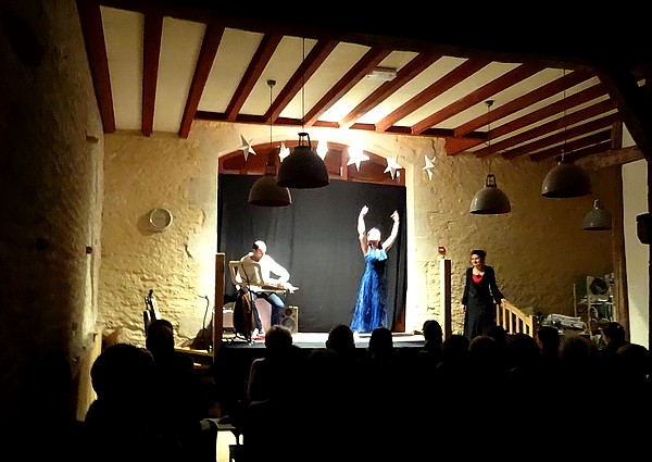 Une soirée contes, danse et musique a eu lieu au fournil des Epis d'Antide...