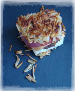 BURGER,POMME DE TERRE,CHEDDAR,BACON