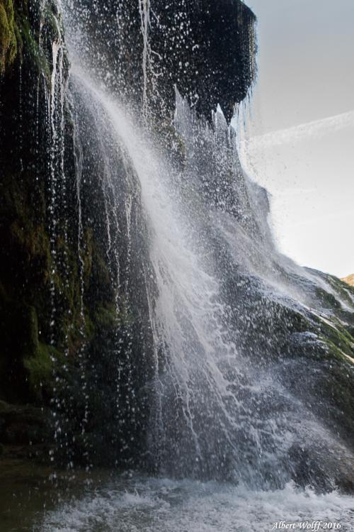 Baume - La cascade autrement. - 1 -