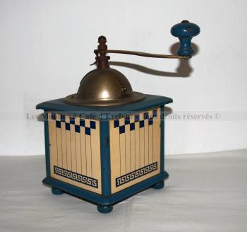 Peugeot laqué décor Lustucru rouge