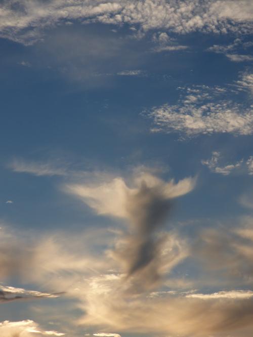 Yves P.‏ - les émanants