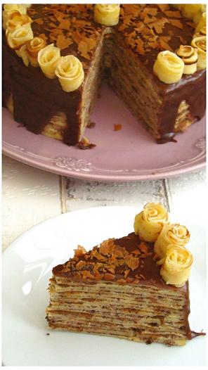 GÂTEAU DE CRÊPES AU STRACCIATELLA