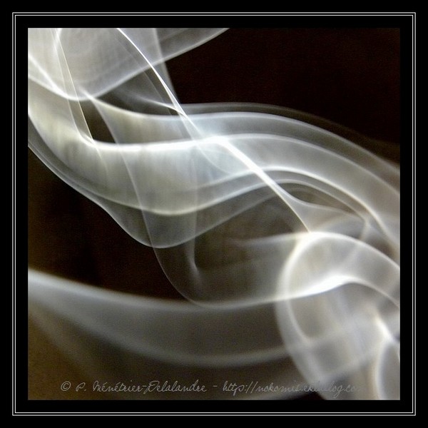 Volutes de fumée d'encens...