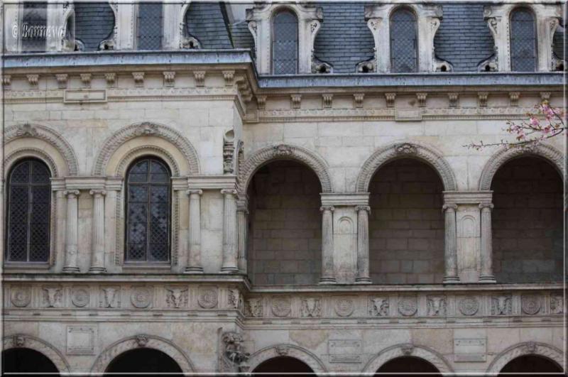La Rochelle rue des Augustins façade Maison Henri II