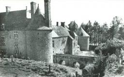 LES REMPARTS DE SAINT-MARTIN-LE-HEBERT (Manche)