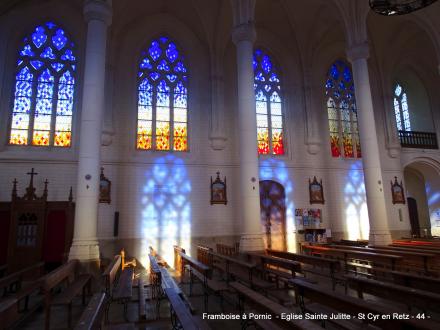 St Cyr en Retz - Eglise St Cyr et Ste Julitte 