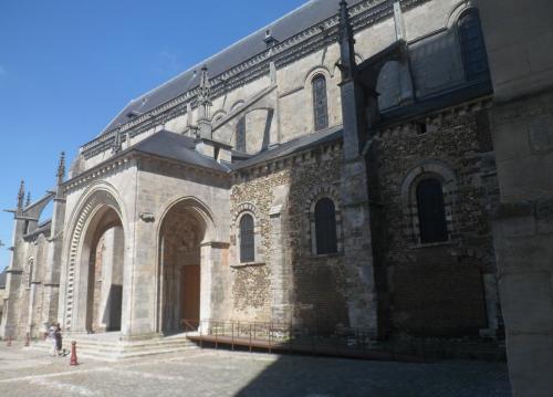 LE MANS - Cathédrale St-Julien