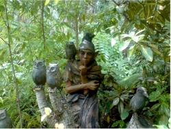 SCULPTURES ELFIQUES DE BRUNO TORFS