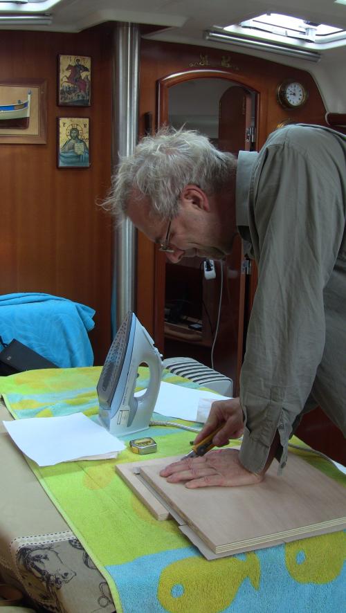 Le meuble de l'Océanis 393 est fini !