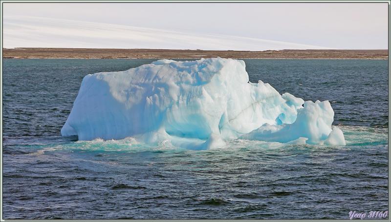Navigation autour de l'île Storøya - Svalbard - Norvège