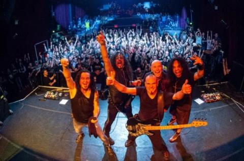 ARMORED SAINT - "Spineless" Clip Live 