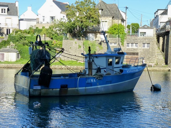 80 - Bateau de pêche