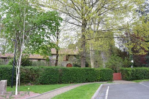 Saint-Pée-sur-Nivelle  (Pyrénées Atlantiques)