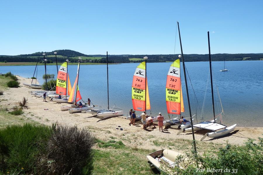 Naussac le lac dept 48 (3)