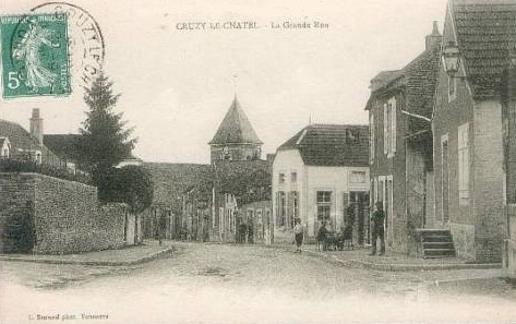 Cruzy-le-Châtel (89)