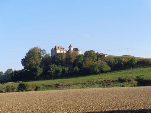 Sérézin-de-la-Tour (38)