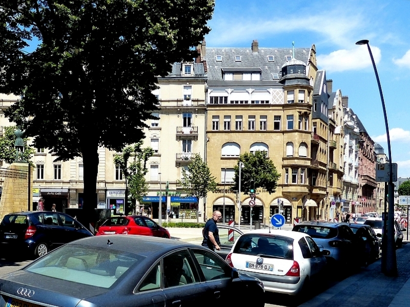 Metz / La rue Ausone dans le quartier Impérial...