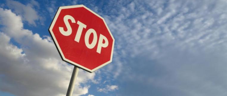 Vous ne devinerez jamais combien il y a de panneaux stop à Paris ? 