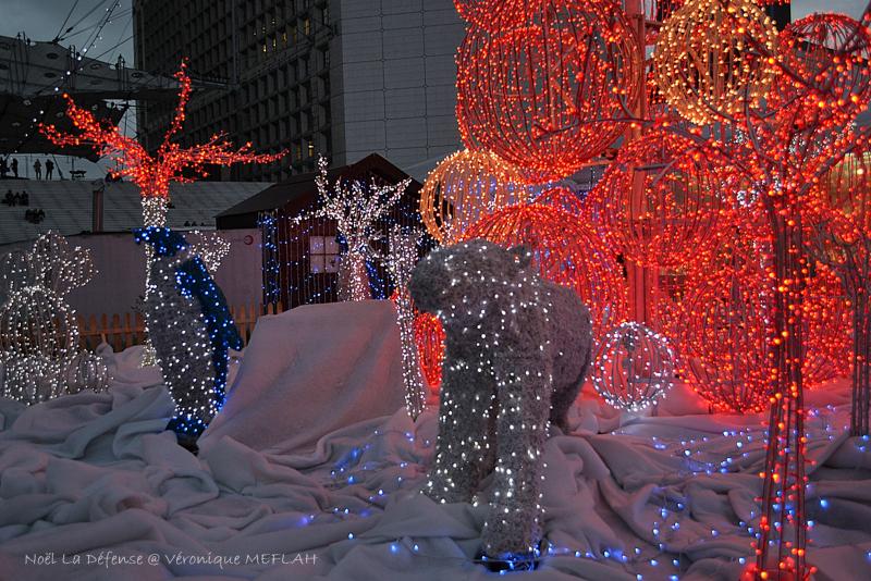 Un hiver polaire sur le parvis de la Défense