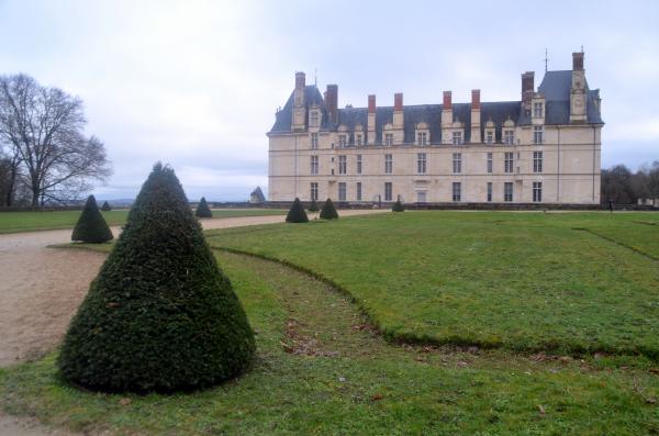 Visite guidée du Château d'Ecouen avec Générations 13