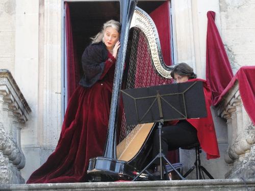 -LES SPECTACLES AU THÉÂTRE GASTON BERNARD 2010-2011