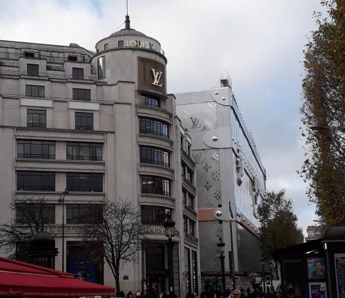 Valise taille XXXXXXLLLLLLLLLLLLLLL