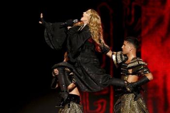 Rebel Heart Tour - 2015 12 10 Paris (11)
